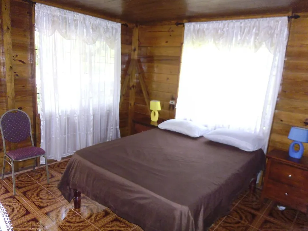Δωμάτια σε οικογενειακή κατοικία Ocean View Chalet Διαμέρισμα Νεγκρίλ